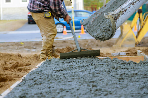 Best Concrete Sidewalk Installation in Justice, IL